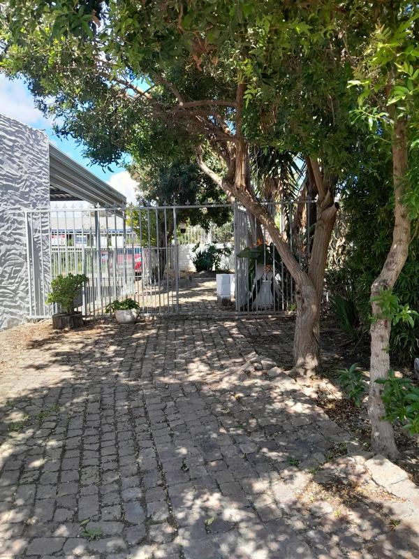 5 Bedroom Property for Sale in Bot River Western Cape